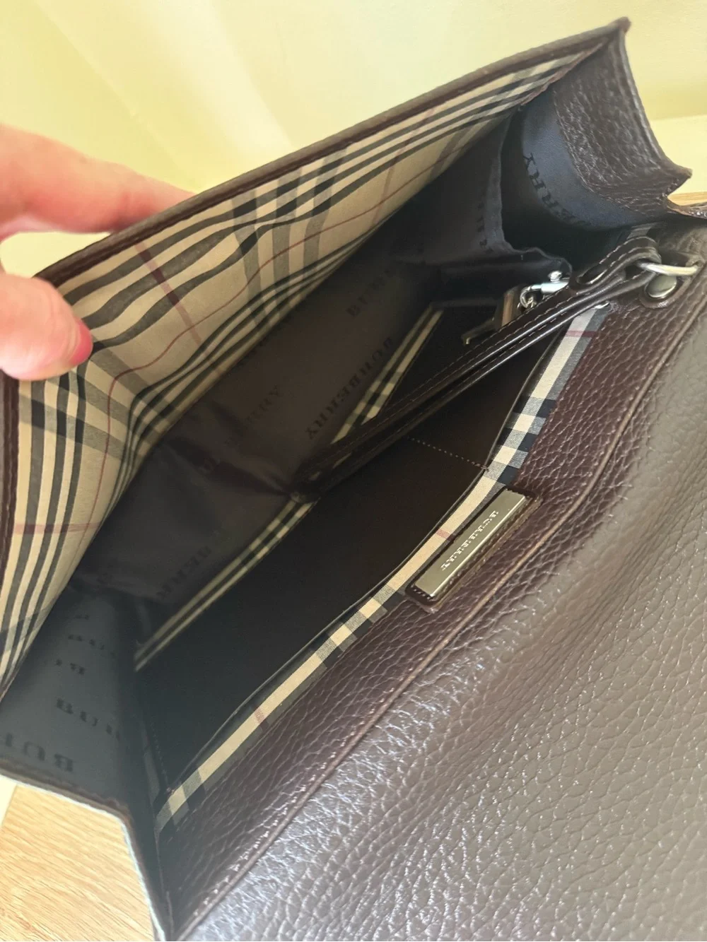 Vintage Burberry Dark Brown Pebbled Leather Wristlet/Clutch with Lock & Key